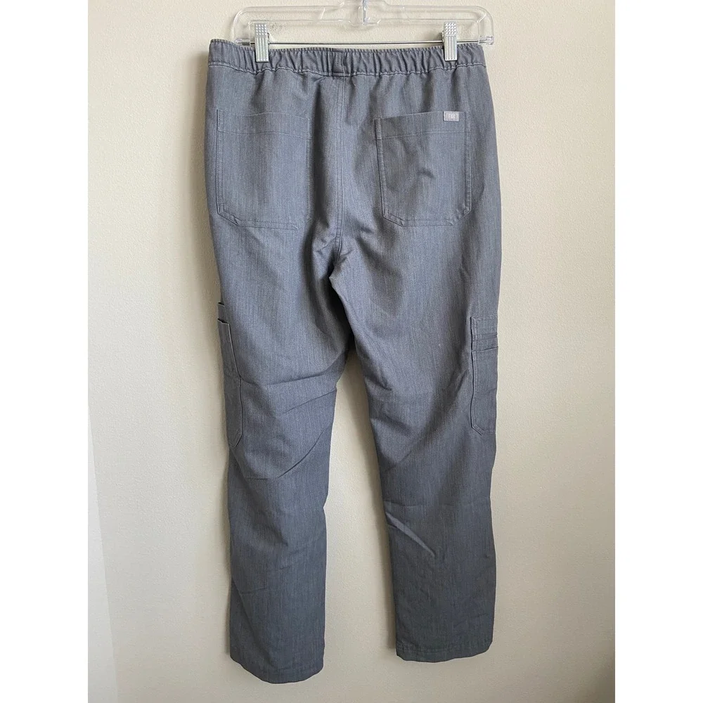 FIGS Technical Collection Grey Cargo Cairo Scrub Pants Mens Small Short